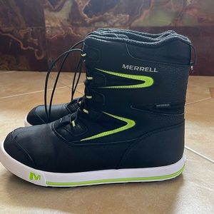 Merrell Snowbank Boots - PRISTINE condition. Big Kids sz 7.
